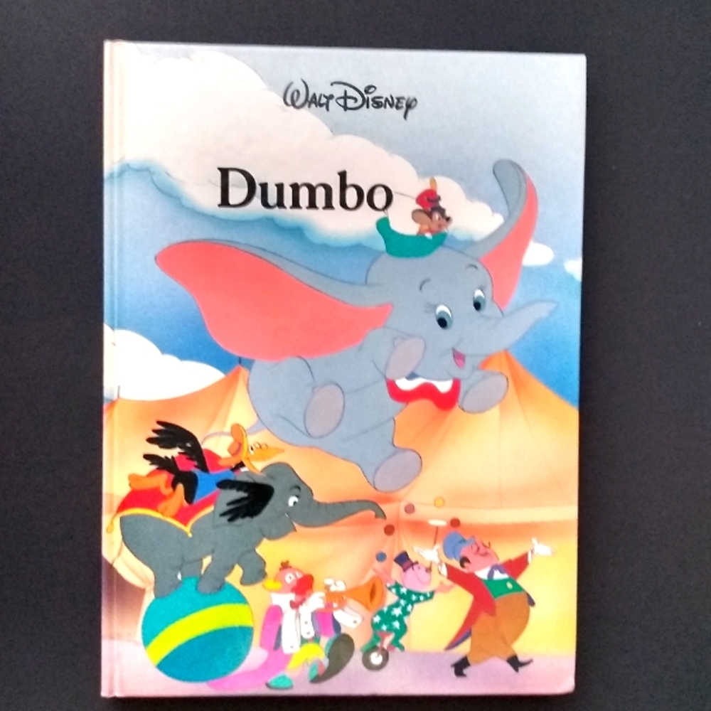1986 Vintage Walt Disney Classic Dumbo Book